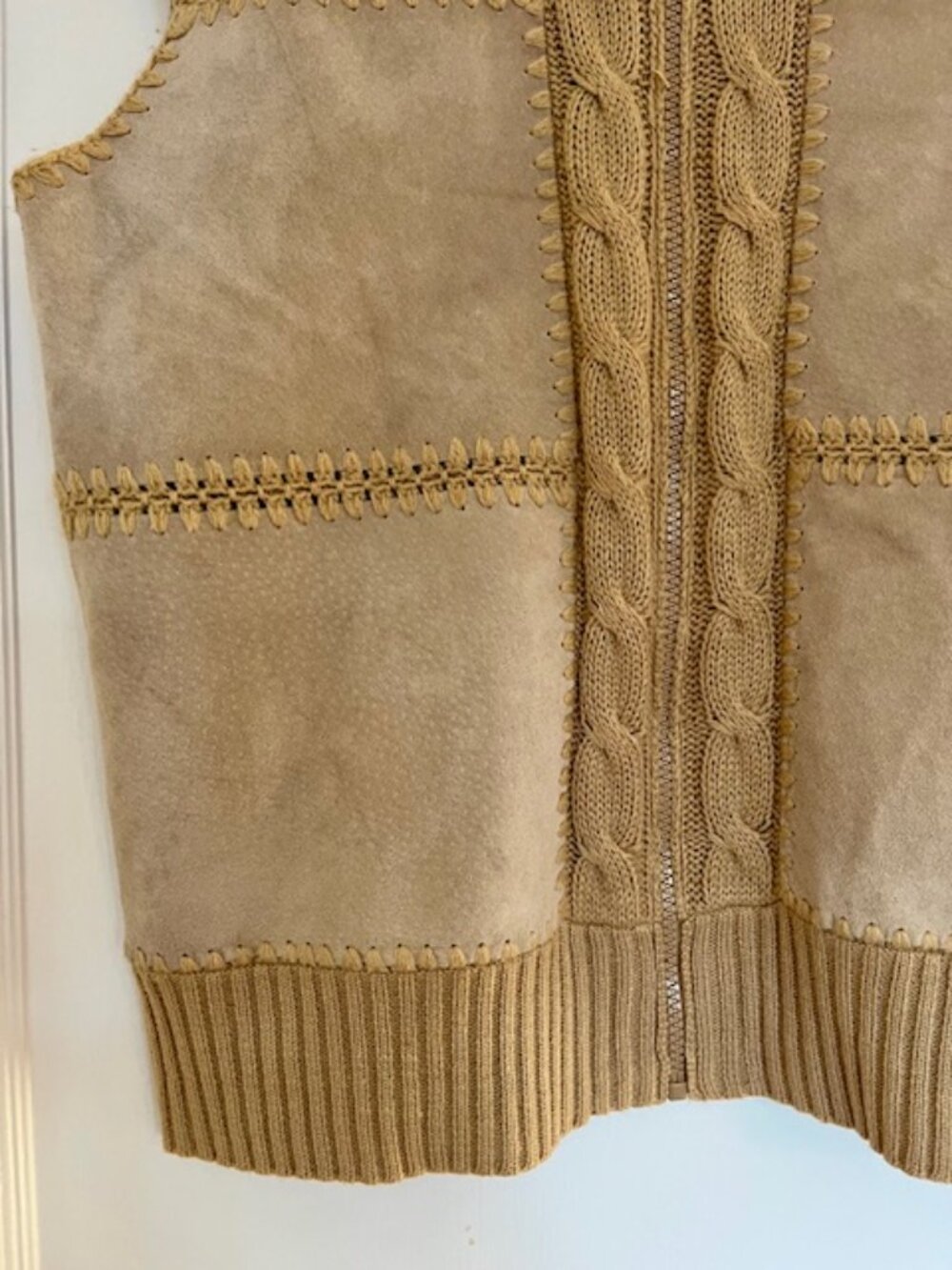 Vintage Suede Leather and Cableknit Zip-up Vest | Size Medium - Picture 2 of 4